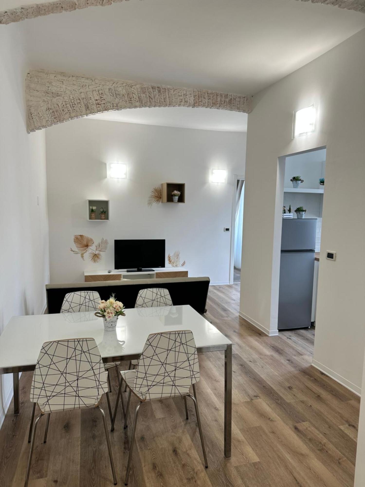 Appartement Rosmini à Trieste Extérieur photo